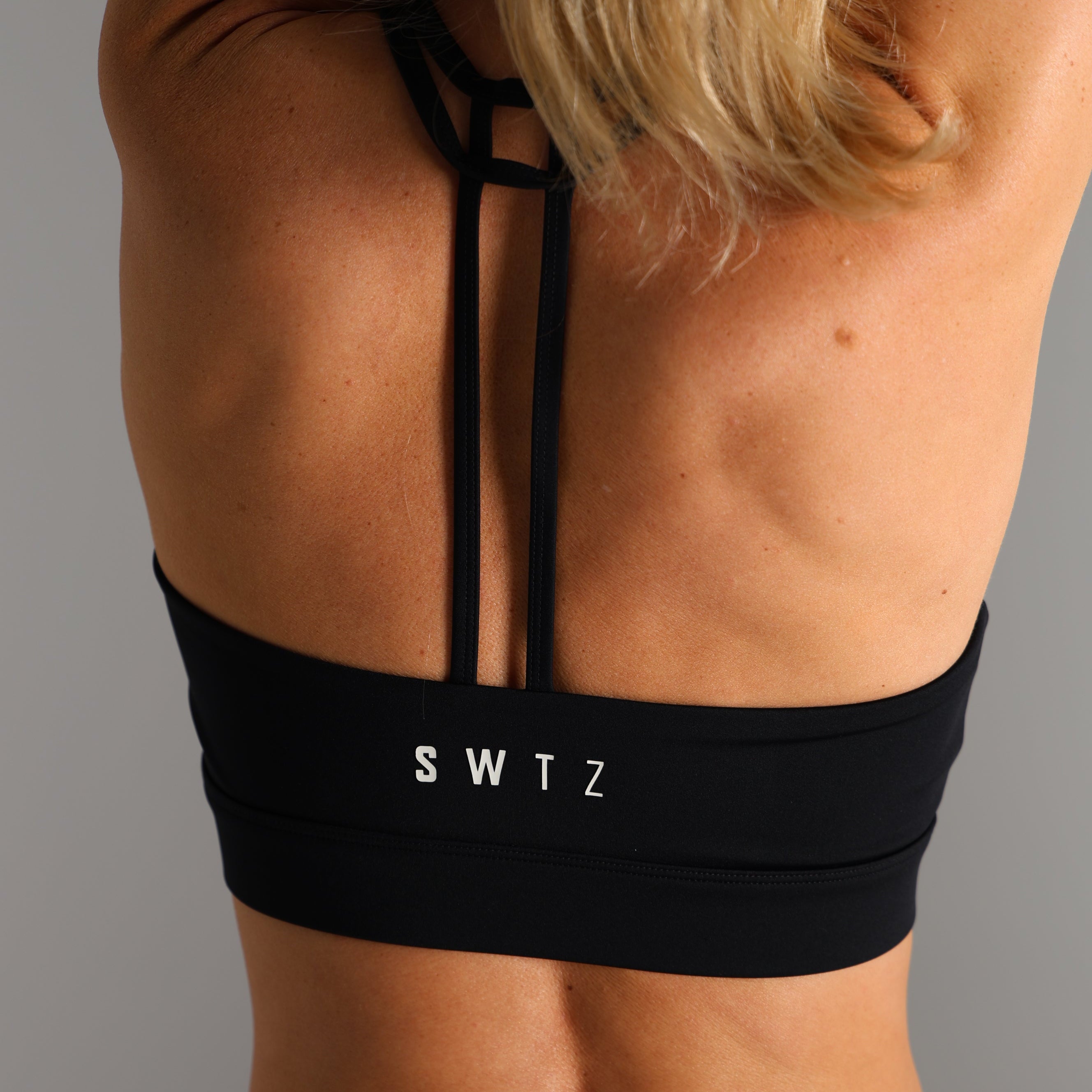 Sculpted 2.0 Hyrox Bra - Black