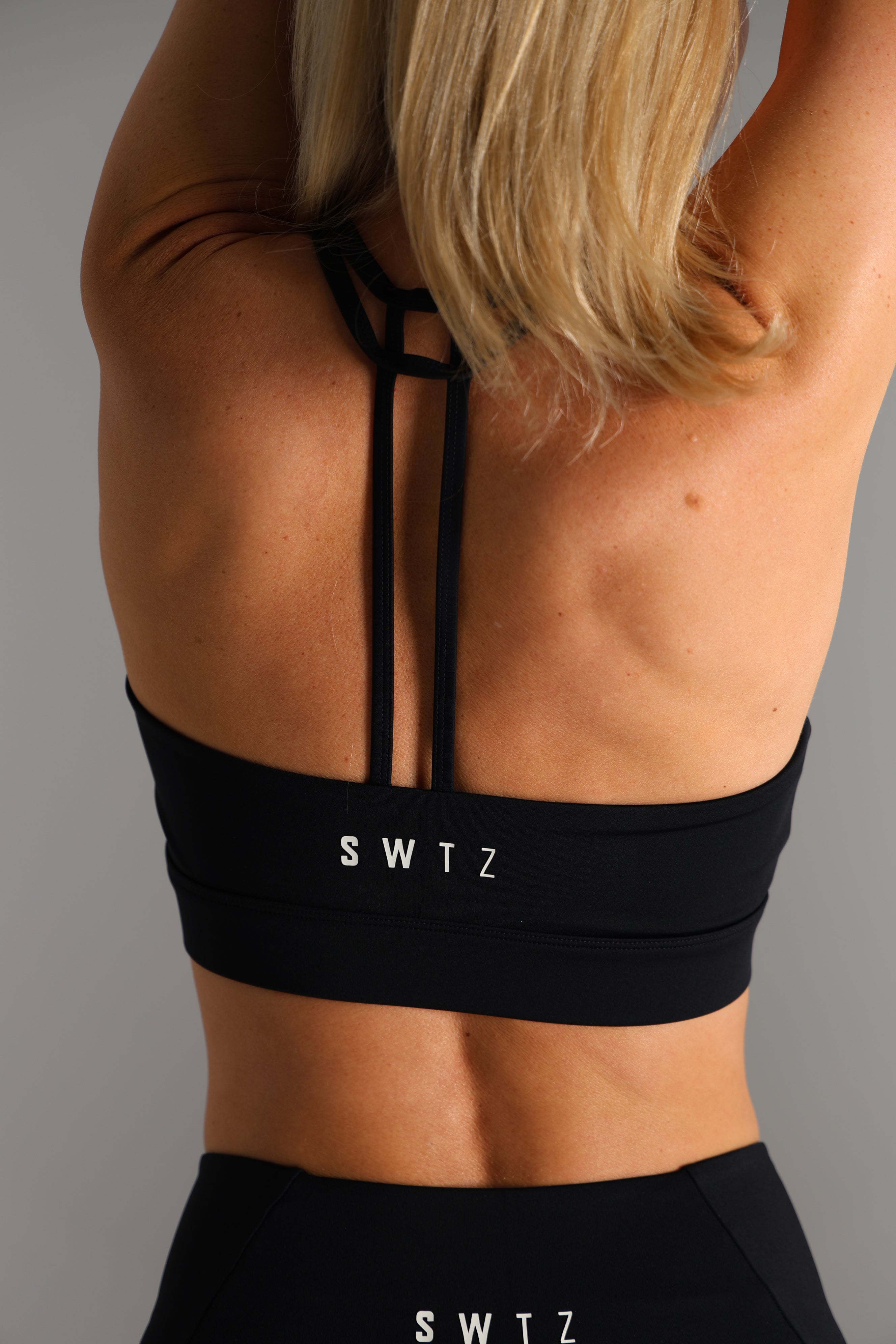 Sculpted 2.0 Hyrox Bra - Black